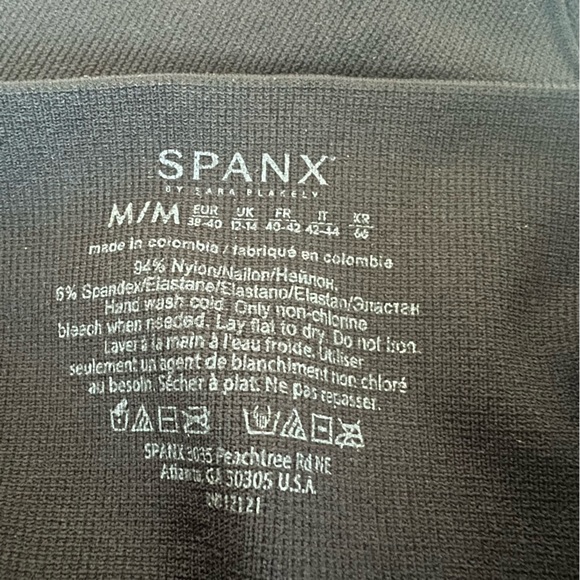 Set‎ of 2 Black Spanx Leggings Size M - Picture 9 of 9